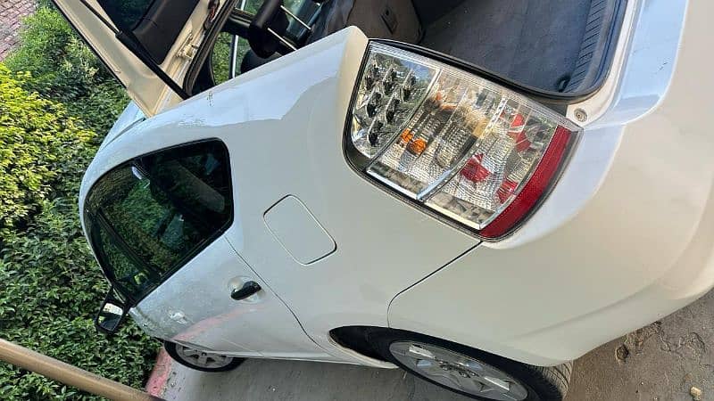 Toyota Prius 2010 1