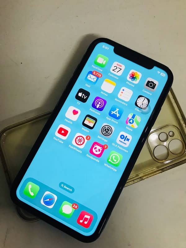 Iphone 11 and iphone 7 plus 100% original pta approved for sale 2