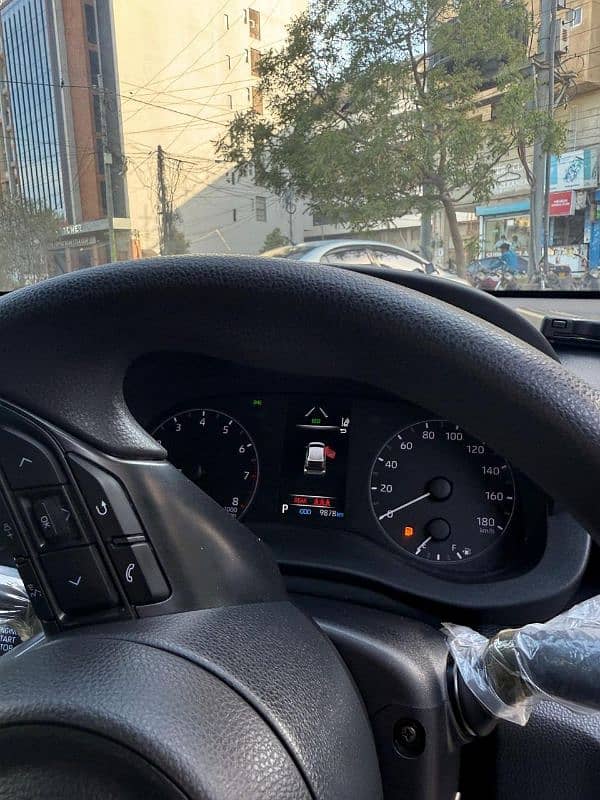 Toyota Yaris 2023 6