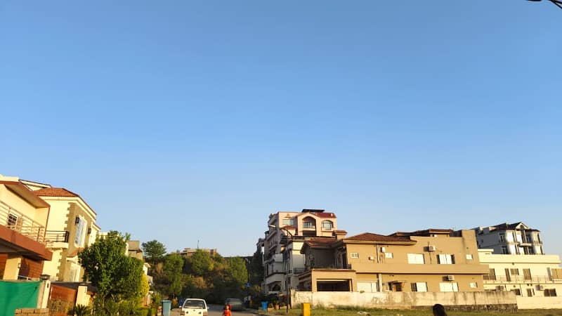 Solid Investment 1 Kanal Developed Plot For Sale 3