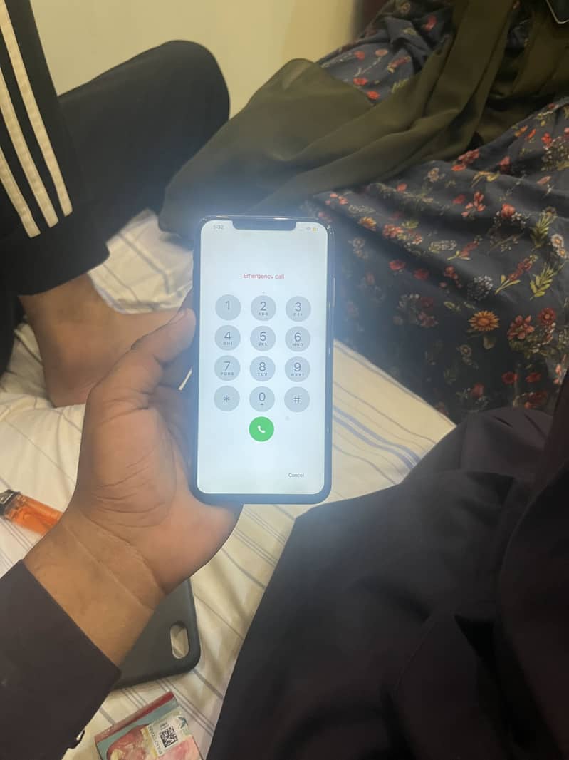 Iphone xs max rose gold 64gp jv 4