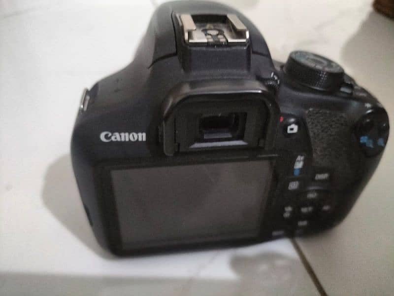 Canon 2200D with 18-55 lens 3