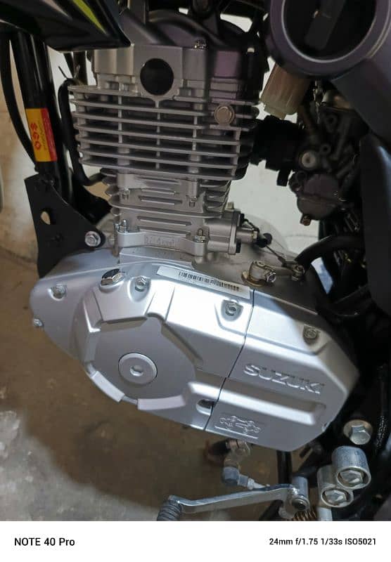 suzuki GSX 125 1