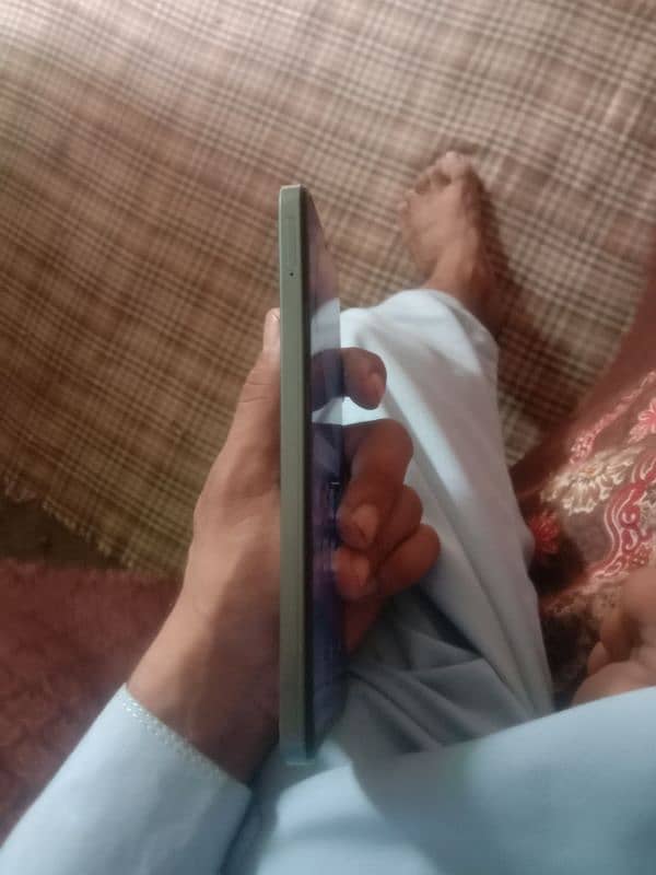 realme c61 6/128 full box 3