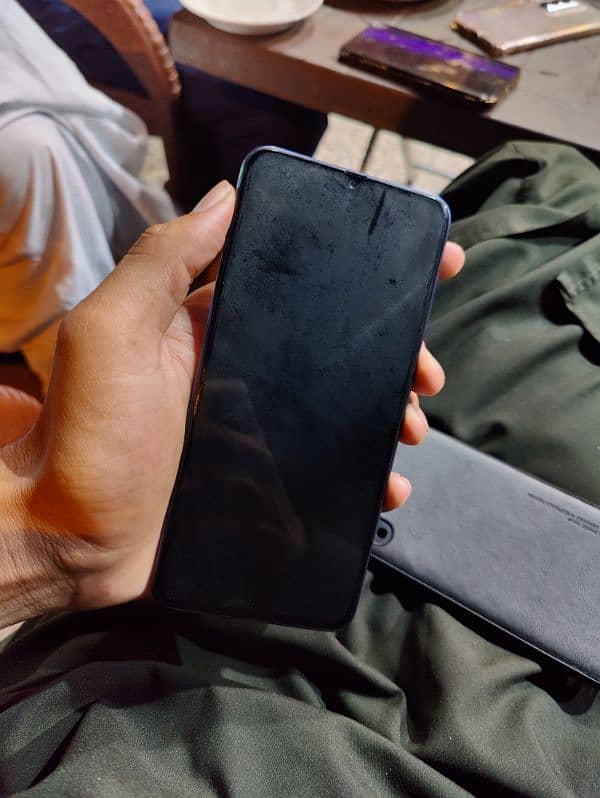 Samsung Galaxy A70 (8/128) Non PTA 3