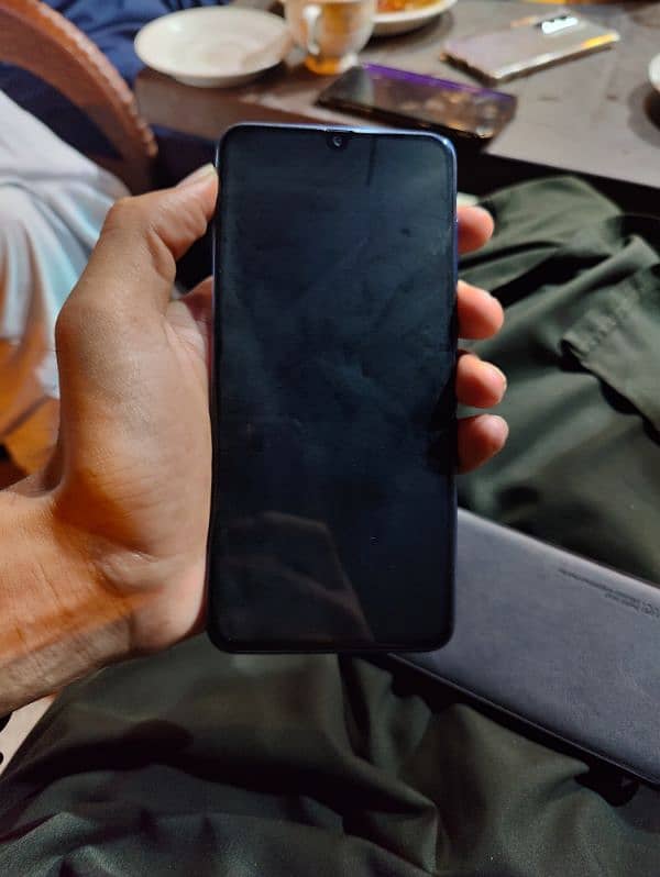 Samsung Galaxy A70 (8/128) Non PTA 6