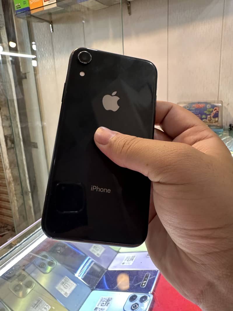 Iphone xr 128gb dual physical pta approved 2