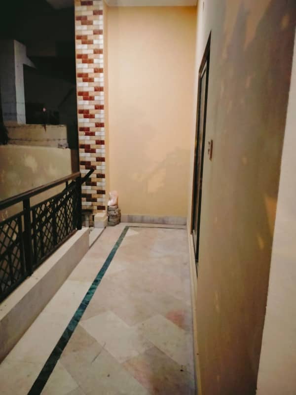 12 MARLA UPPER PORTION FOR RENT ON PIA MAIN BOULEVARD NEAR AL JANNAT MARRIAGE HALL. ALL FACILITIES AVAILABLE. 1