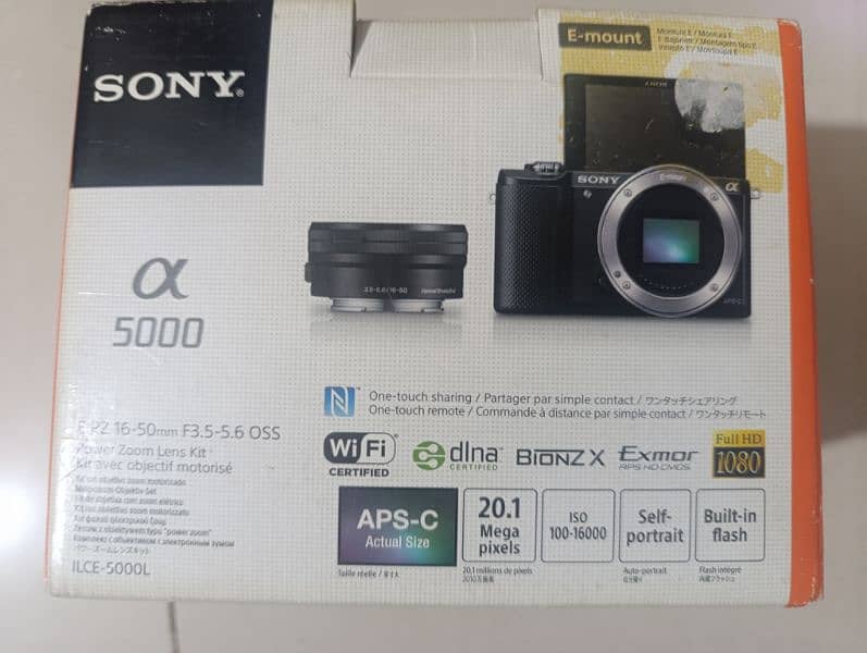 Full HD Mirrorless Camera Kit: Sony α5000 (16-50mm) 2