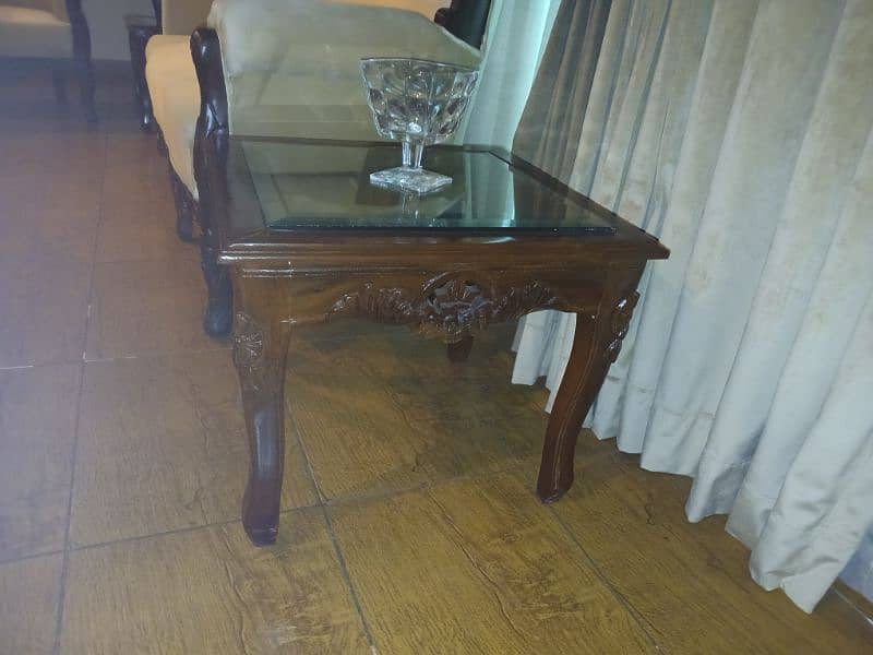 Sofa Set with centre & Side tables 6