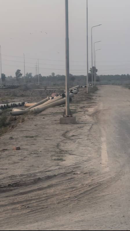 5 Marla Transfer Free Plot For Sale In Park View City Lahore 2