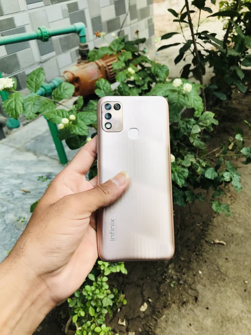 Infinix Hot 11 play 4Gb 64G with box 3