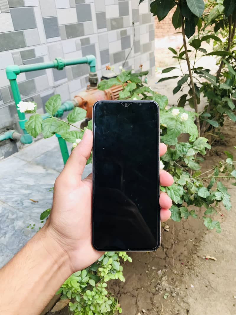 Infinix Hot 11 play 4Gb 64G with box 5