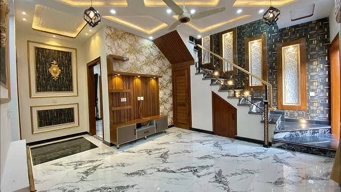 10 Marla Beautiful Lower Portion On Rent In Nawab Town Block C 10