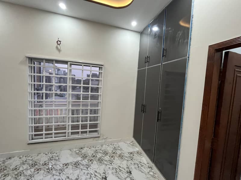 10 Marla Beautiful Lower Portion On Rent In Nawab Town Block C 26