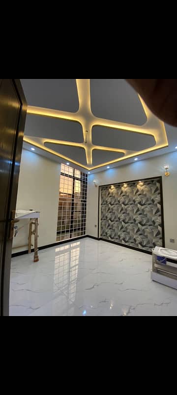 10 Marla Beautiful Lower Portion On Rent In Nawab Town Block C 37
