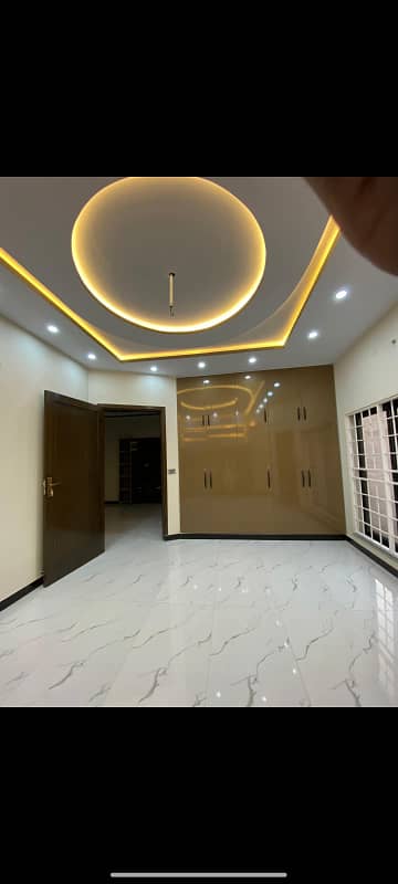 10 Marla Beautiful Lower Portion On Rent In Nawab Town Block C 40