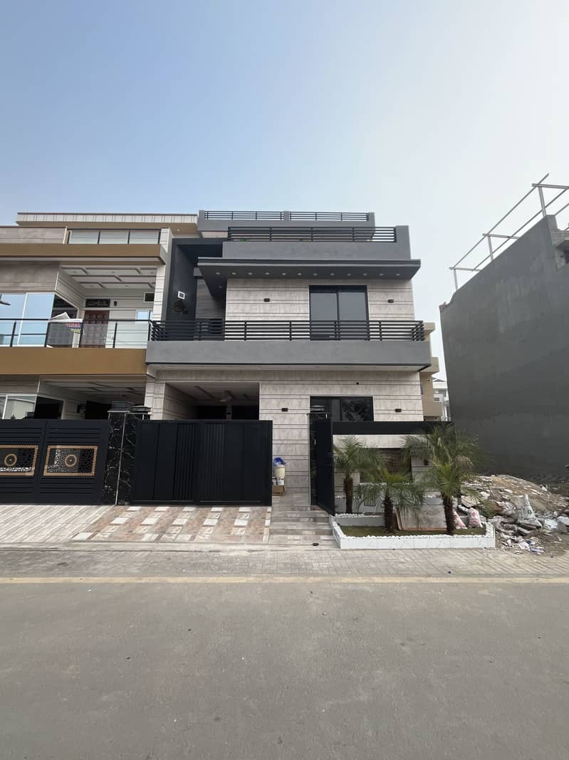 5 Marla Triple Storey House In Etihad Town Phase 1 - Block C For Sale 2