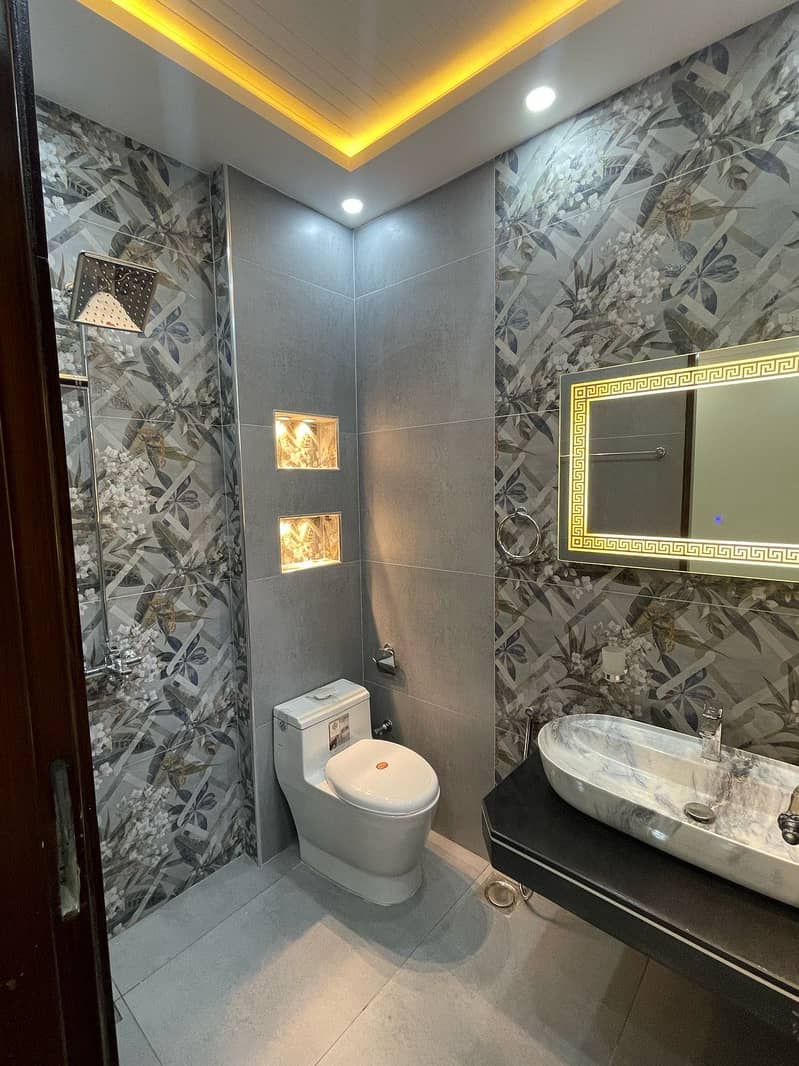 5 Marla Triple Storey House In Etihad Town Phase 1 - Block C For Sale 8