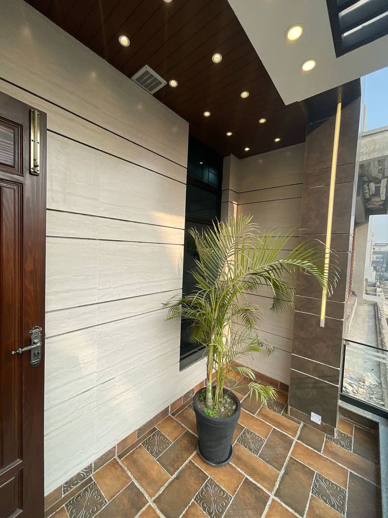 5 Marla Triple Storey House In Etihad Town Phase 1 - Block C For Sale 12