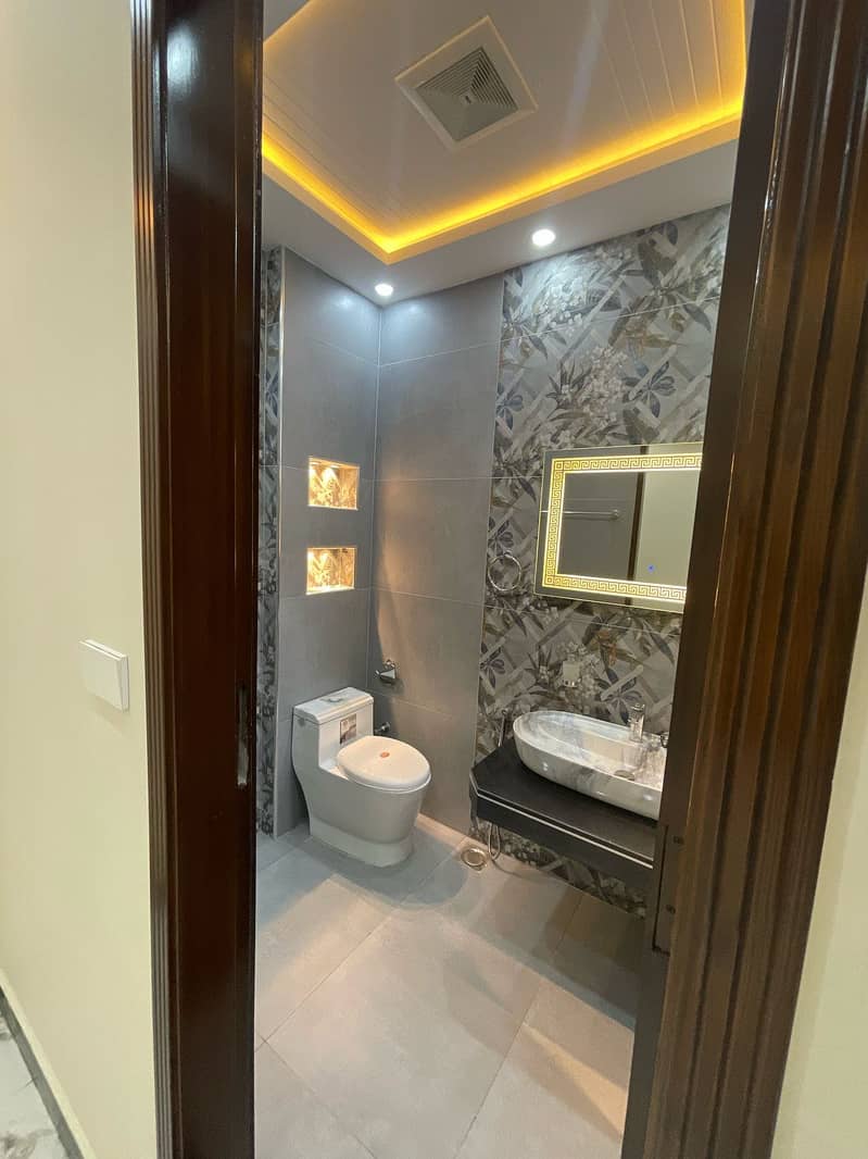 5 Marla Triple Storey House In Etihad Town Phase 1 - Block C For Sale 19