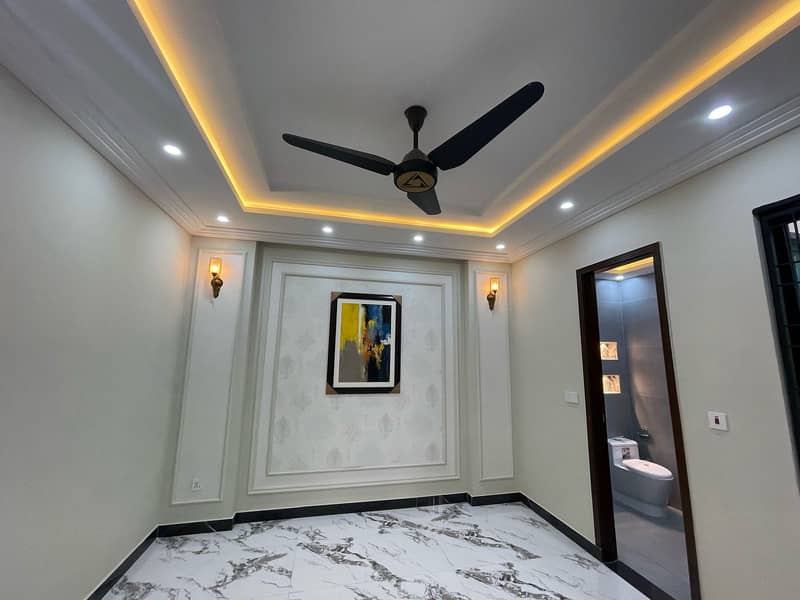 5 Marla Triple Storey House In Etihad Town Phase 1 - Block C For Sale 22