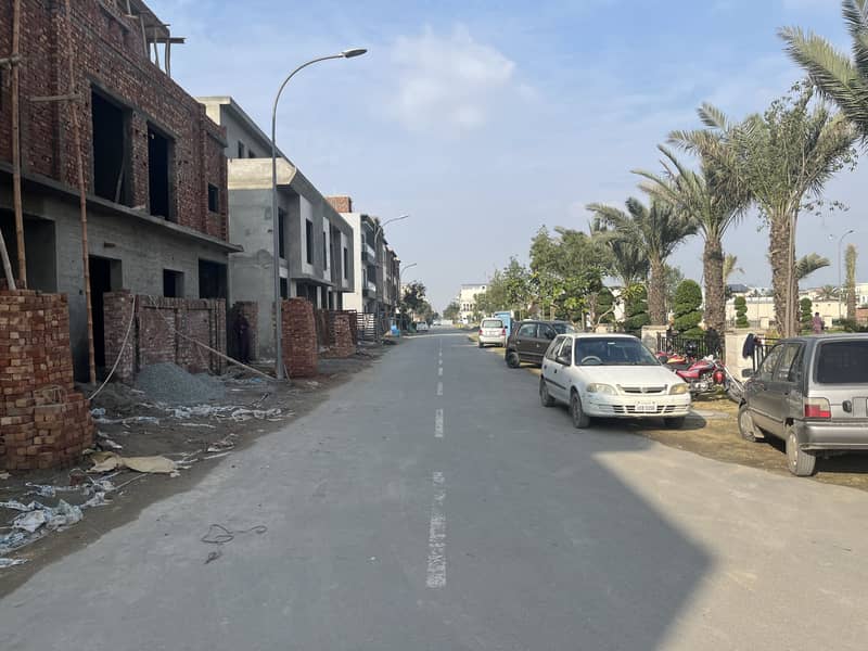 Prime 5 Marla Plot for Sale in Nawab Town Ideal Location for Your Dream Home. 2