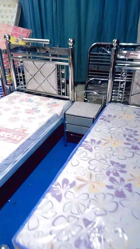 Stainless steel single beds 3