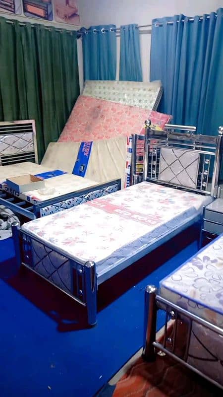 Stainless steel single beds 18