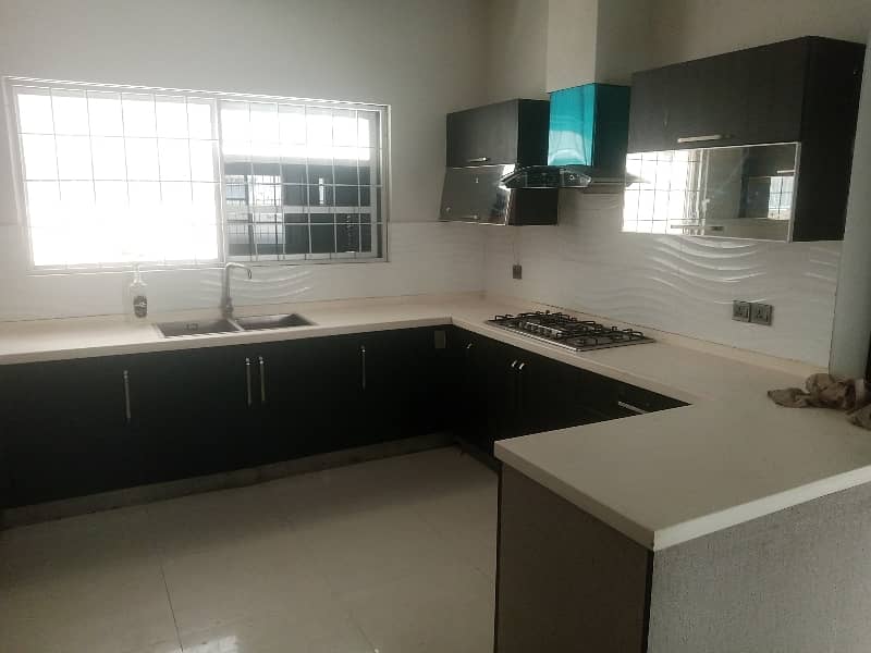 1 Kanal Luxury House For Rent In DHA Phase 6 2