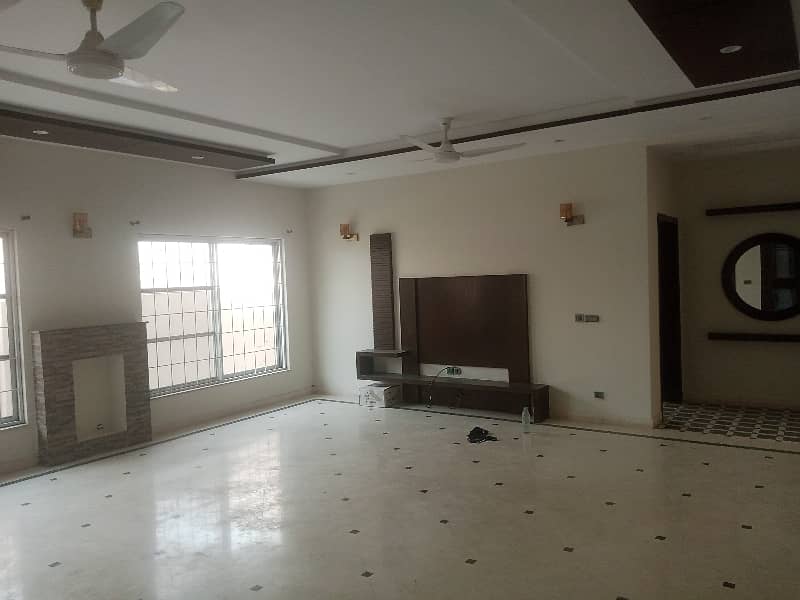 1 Kanal Luxury House For Rent In DHA Phase 6 13