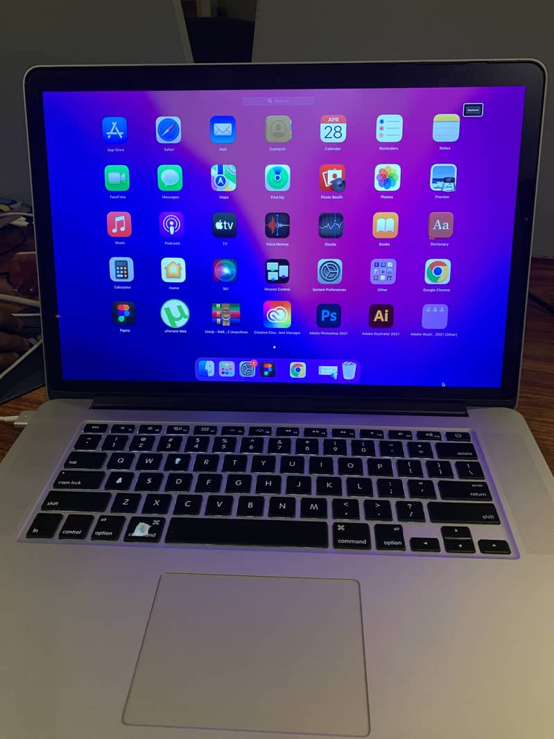 Macbook pro Mid 2015 (15 inch) 1