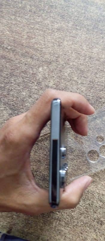total ok no itel s25ultra  8+8 256 4