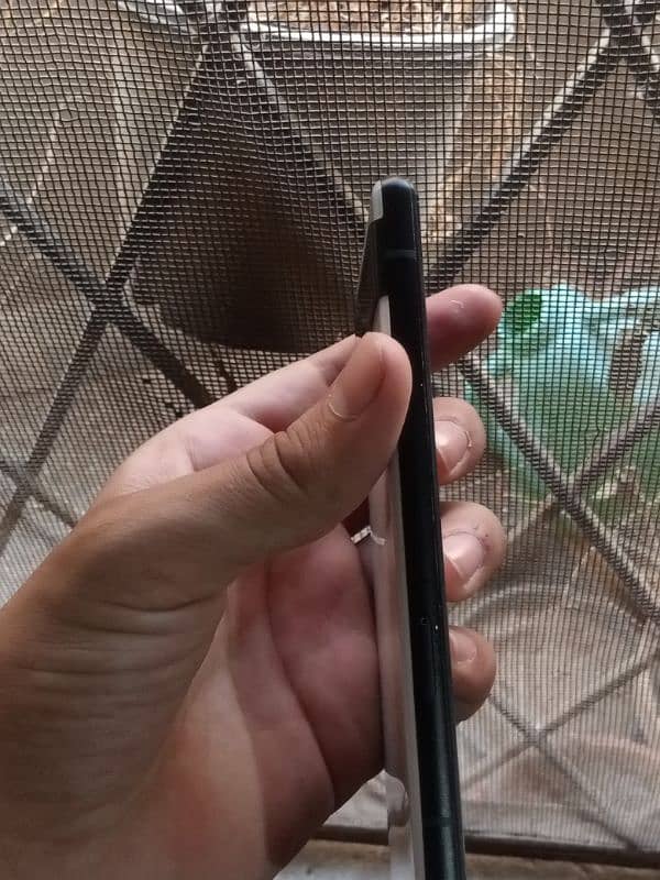 Google pixel 6a 3