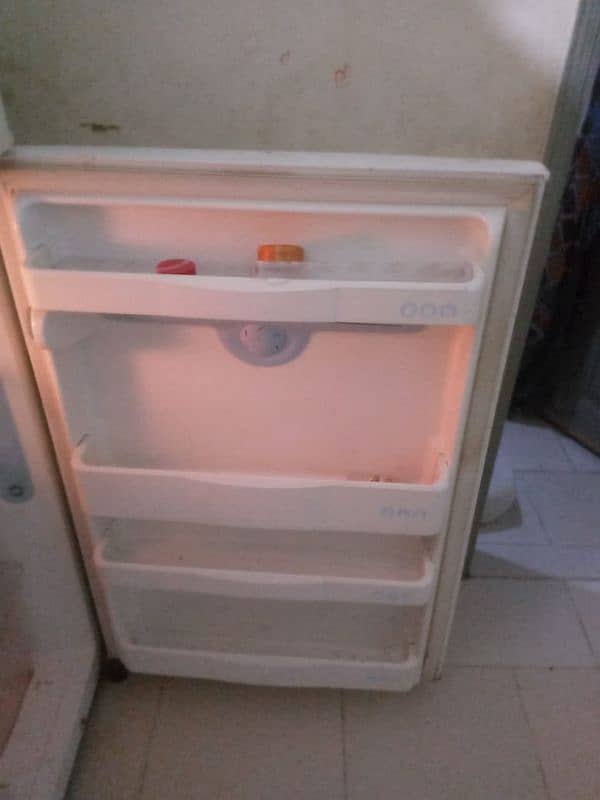 LG good condition 5