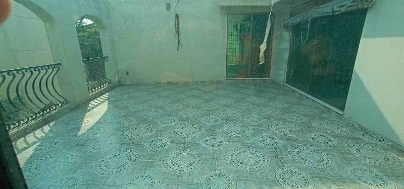 1 Kanal Fully Furnished Modern Upper Portion For Rent In DHA Phase 4 Lahore! 18