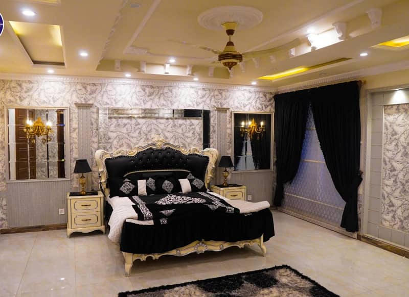 20 Marla Brand New 6 Bedroom Victorian Design House For Sale! 3