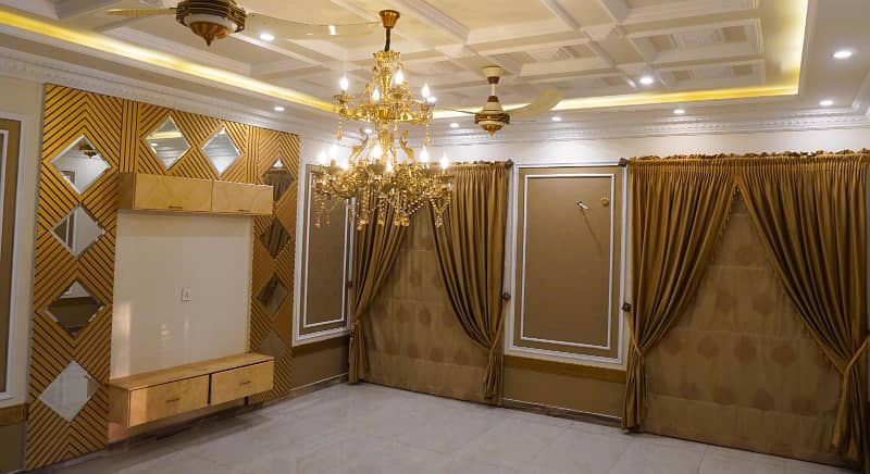 20 Marla Brand New 6 Bedroom Victorian Design House For Sale! 9