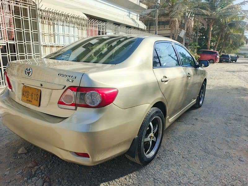 Toyota Corolla GLI 2012 13