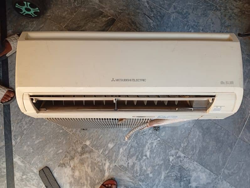 AC mitsubishi 5