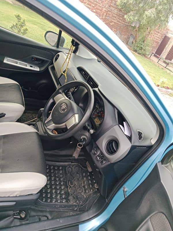 Toyota Vitz 2017 2
