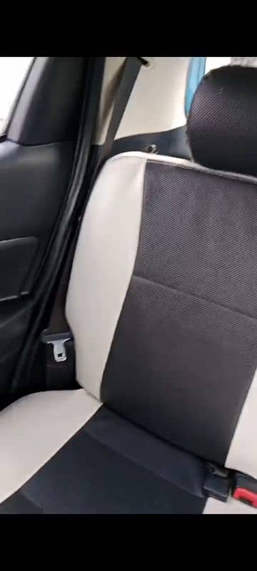 Toyota Vitz 2017 9