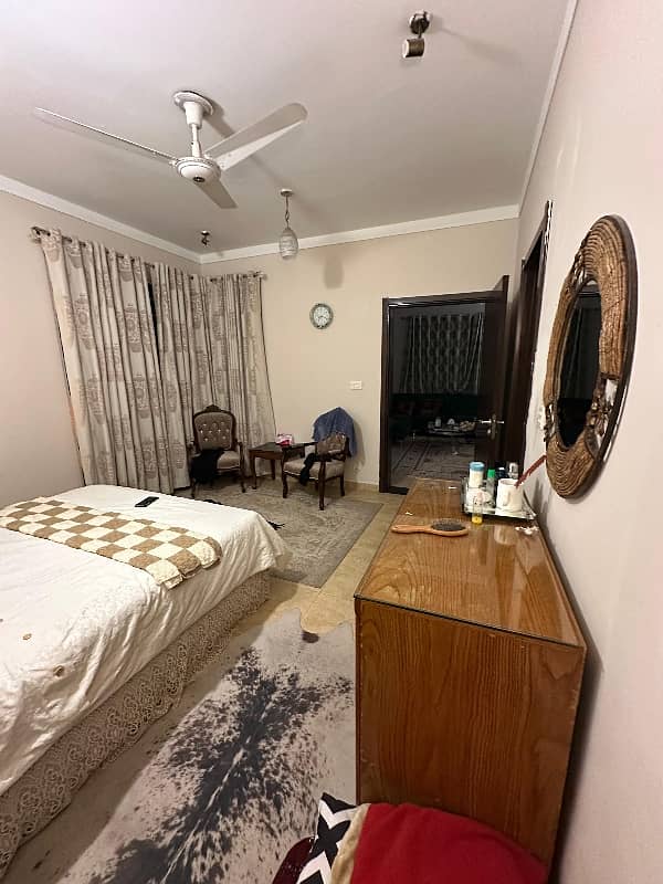Defense villa available for rent 11