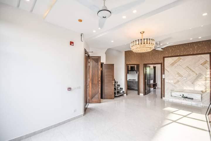 5 Marla Most Bueatifull Luxury Bungalow For Rent At Prime Location In Dha Lahore 2