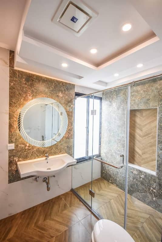 5 Marla Most Bueatifull Luxury Bungalow For Rent At Prime Location In Dha Lahore 6