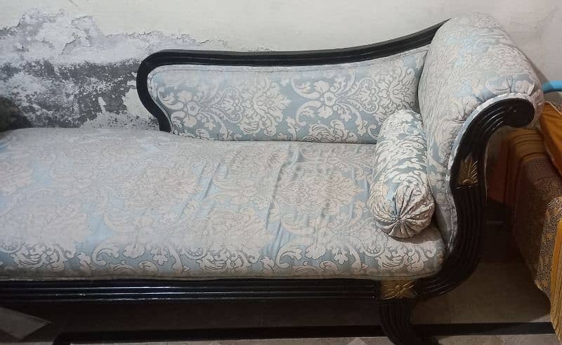 Dewan For Sale 1