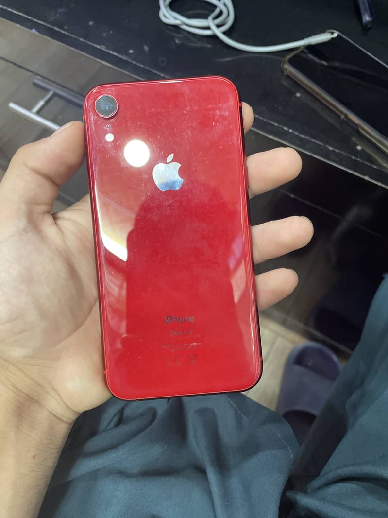 iPhone XR 0