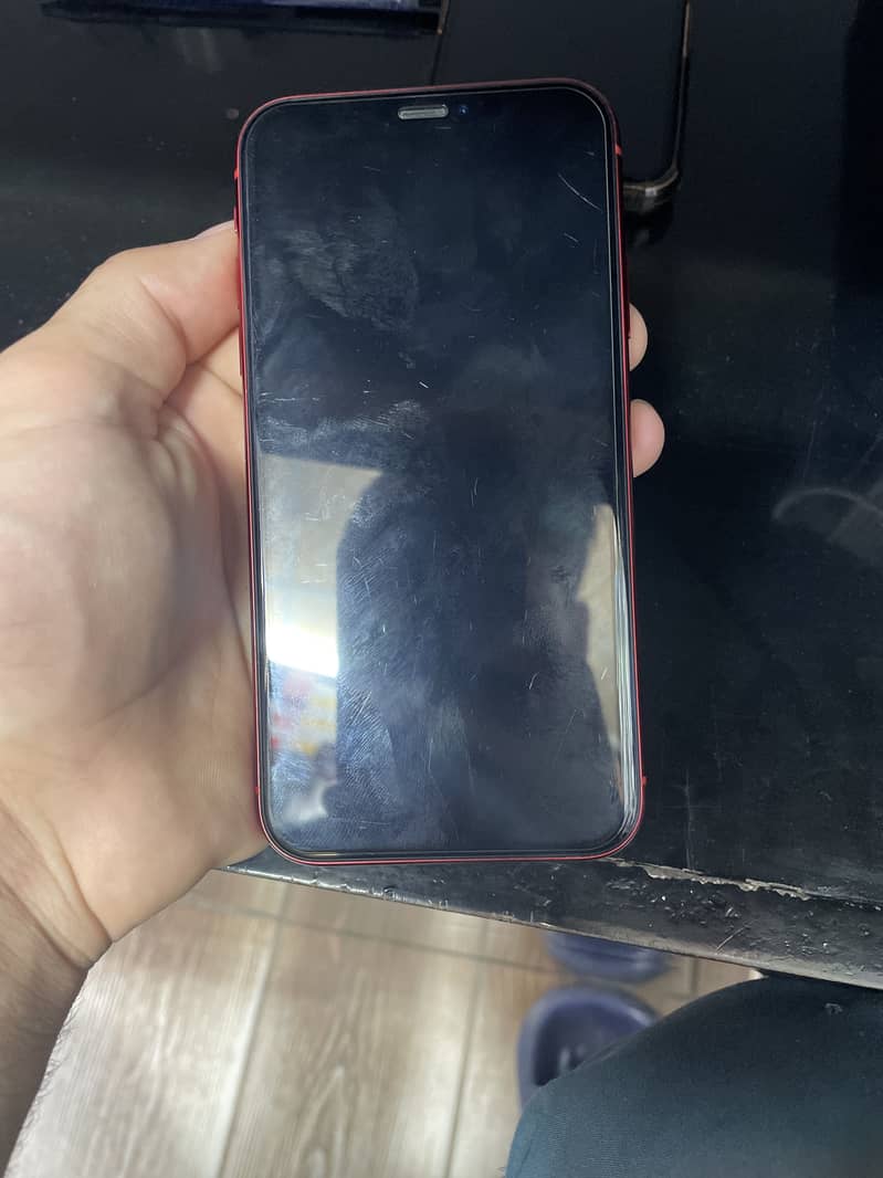 iPhone XR 1