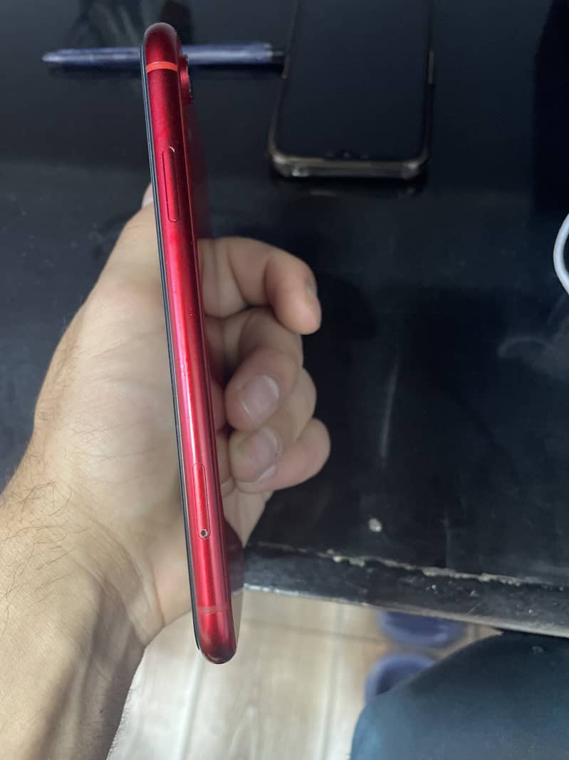 iPhone XR 2