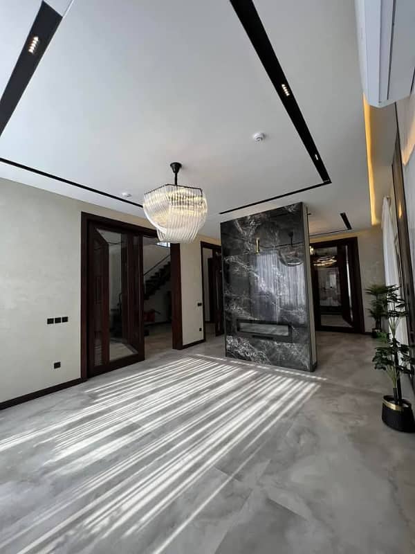 With Swimming Pool 1 Kanal Lavish Bungalow On Top Location For Rent in DHA Phase 7 Lahore 10